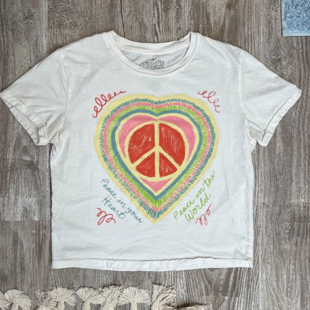 Goodie Two Sleeves Women’s Graphic T-Shirt White Peace Love Crop M